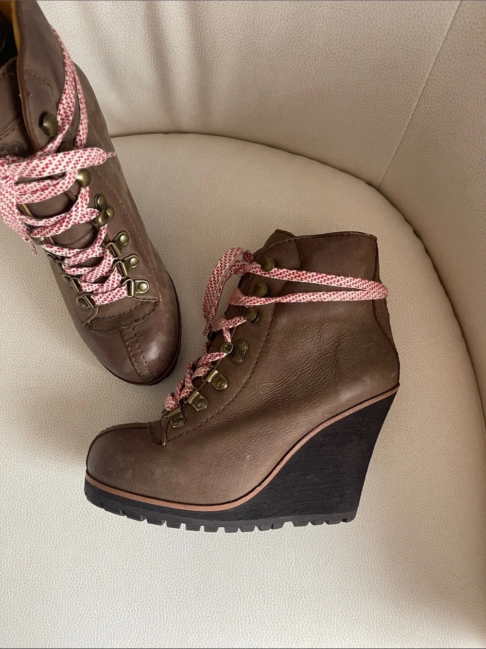 Ash Zenith lace-up wedge hiking boots Women's Brown Wedge Ankle Boots with Pink